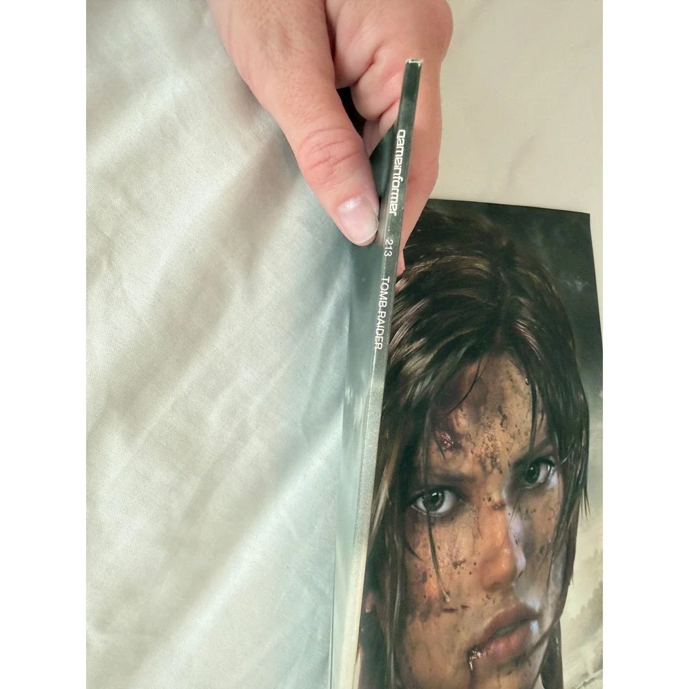 Game Informer Magazine Issue 213 Tomb Raider Lara Croft Cover January 2011